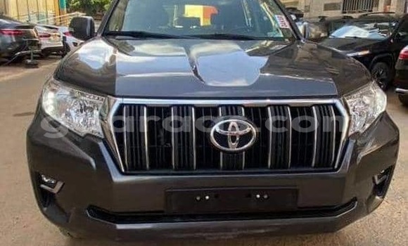 Buy Import Toyota Land Cruiser Prado Silver Car in Dakar in Dakar Buy Import Toyota Land Cruiser Prado Silver Car in Dakar in Dakar