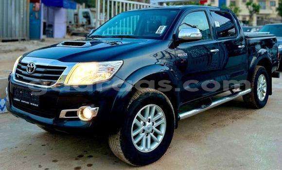 Buy Import Toyota Hilux Black Car in Dakar in Dakar Buy Import Toyota Hilux Black Car in Dakar in Dakar
