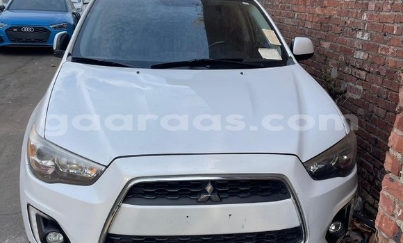 Dieundeu Occasion Mitsubishi Outlander White Auto in Dakar in Dakar Dieundeu Occasion Mitsubishi Outlander White Auto in Dakar in Dakar