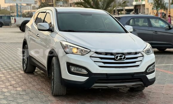 Buy Import Hyundai Santa Fe White Car in Dakar in Dakar Buy Import Hyundai Santa Fe White Car in Dakar in Dakar