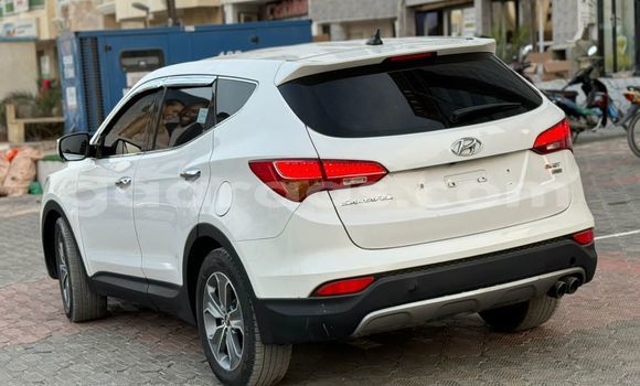 Buy Import Hyundai Santa Fe White Car in Dakar in Dakar Buy Import Hyundai Santa Fe White Car in Dakar in Dakar