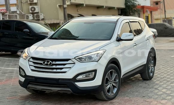 Buy Import Hyundai Santa Fe White Car in Dakar in Dakar Buy Import Hyundai Santa Fe White Car in Dakar in Dakar