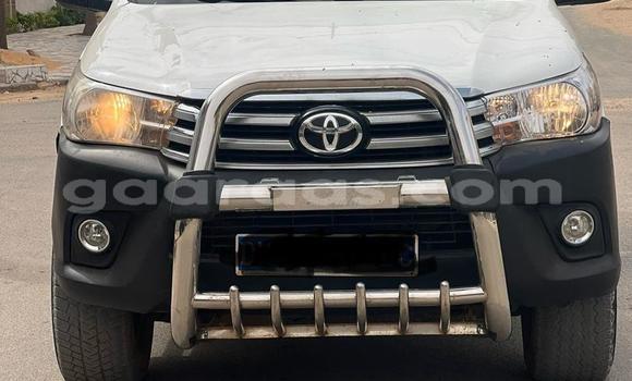Acheter Import Voiture Toyota Hilux Blanc à Dakar, Dakar Acheter Import Voiture Toyota Hilux Blanc à Dakar, Dakar