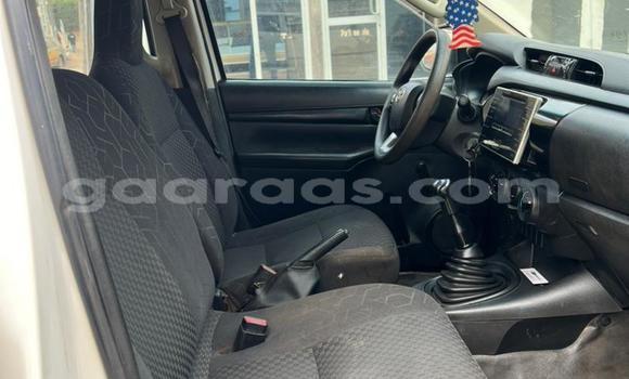 Acheter Import Voiture Toyota Hilux Blanc à Dakar, Dakar Acheter Import Voiture Toyota Hilux Blanc à Dakar, Dakar