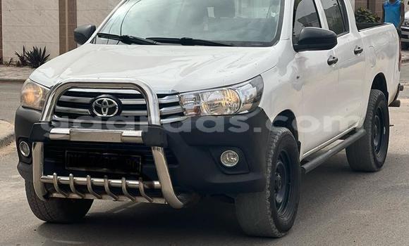 Acheter Import Voiture Toyota Hilux Blanc à Dakar, Dakar Acheter Import Voiture Toyota Hilux Blanc à Dakar, Dakar