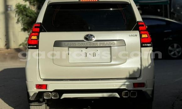 Dieundeu Imported Toyota Prado White Auto in Dakar in Dakar Dieundeu Imported Toyota Prado White Auto in Dakar in Dakar