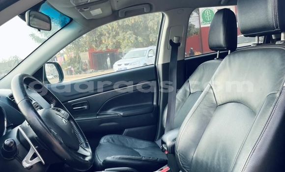 Buy Used Mitsubishi RVR Other Car in Dakar in Dakar Buy Used Mitsubishi RVR Other Car in Dakar in Dakar