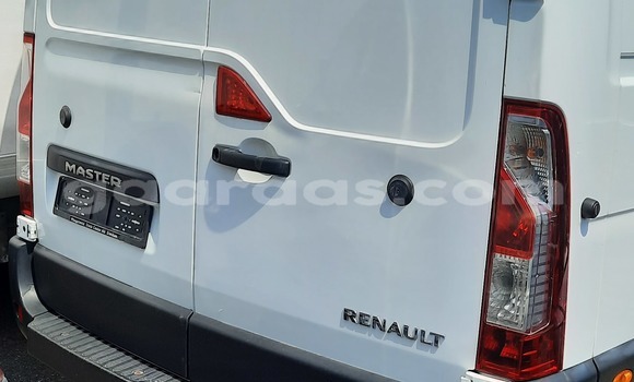 Buy Import Renault Master White Truck in Mbour in Thies Buy Import Renault Master White Truck in Mbour in Thies