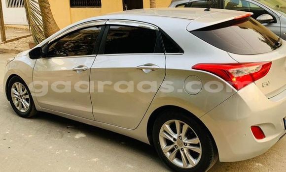 Buy Used Hyundai i30 Silver Car in Dakar in Dakar Buy Used Hyundai i30 Silver Car in Dakar in Dakar