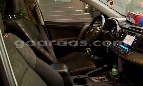 Buy Used Mercedes-Benz E-Classe Black Car in Dakar in Dakar Buy Used Mercedes-Benz E-Classe Black Car in Dakar in Dakar