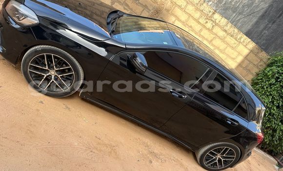 Buy Used Mercedes-Benz E-Classe Black Car in Dakar in Dakar Buy Used Mercedes-Benz E-Classe Black Car in Dakar in Dakar