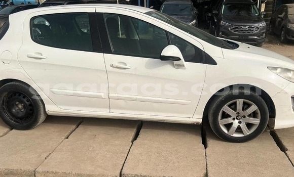 Dieundeu Occasion Peugeot 308 White Auto in Dakar in Dakar Dieundeu Occasion Peugeot 308 White Auto in Dakar in Dakar