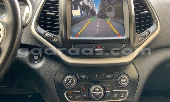 Dieundeu Occasion Jeep Cherokee White Auto in Dakar in Dakar Dieundeu Occasion Jeep Cherokee White Auto in Dakar in Dakar