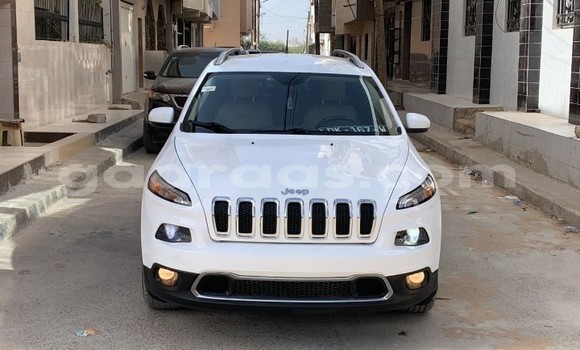 Dieundeu Occasion Jeep Cherokee White Auto in Dakar in Dakar Dieundeu Occasion Jeep Cherokee White Auto in Dakar in Dakar