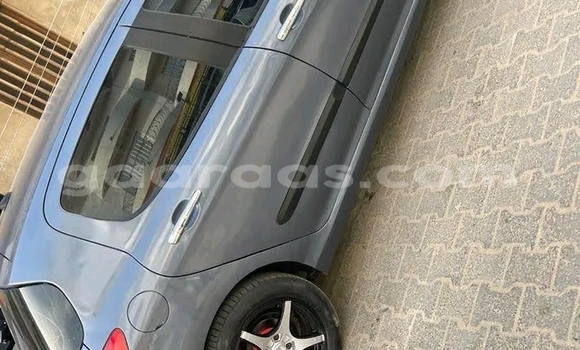 Buy Used Peugeot 308 Brown Car in Dakar in Dakar