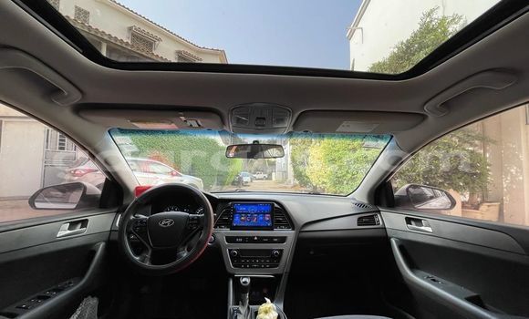 Buy Used Hyundai Sonata White Car in Dakar in Dakar Buy Used Hyundai Sonata White Car in Dakar in Dakar