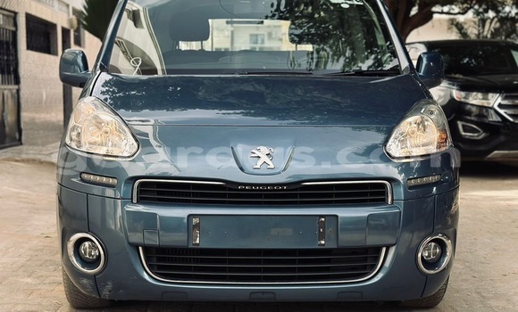 Dieundeu Occasion Peugeot Partner Blue Auto in Dakar in Dakar