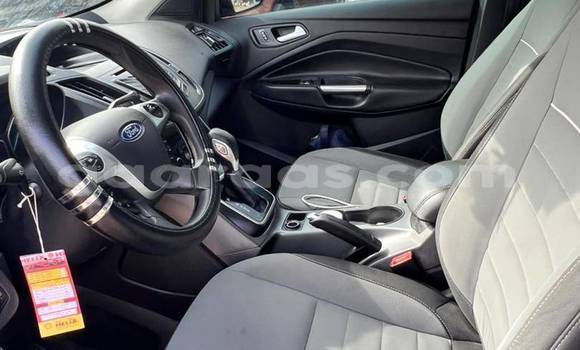 Acheter Occasion Voiture Ford Escape Rouge à Dakar, Dakar Acheter Occasion Voiture Ford Escape Rouge à Dakar, Dakar