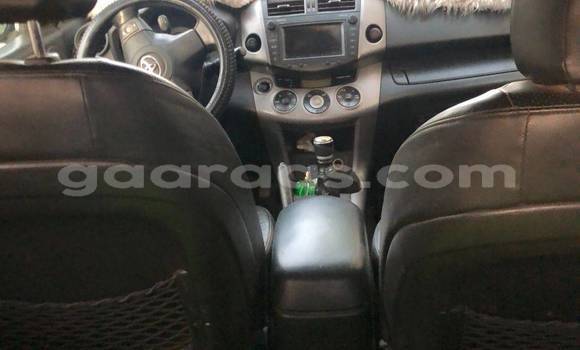 Acheter Occasion Voiture Toyota RAV4 Noir à Dakar, Dakar Acheter Occasion Voiture Toyota RAV4 Noir à Dakar, Dakar