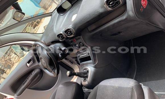 Acheter Occasion Voiture Citroen C4 Picasso Autre à Dakar, Dakar Acheter Occasion Voiture Citroen C4 Picasso Autre à Dakar, Dakar