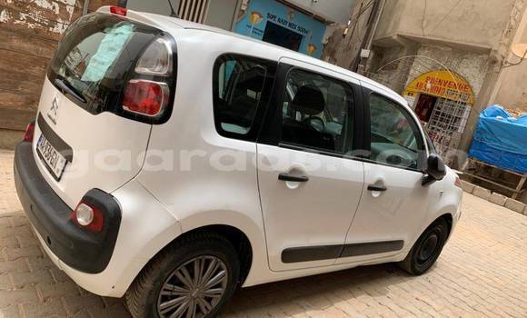 Acheter Occasion Voiture Citroen C4 Picasso Autre à Dakar, Dakar Acheter Occasion Voiture Citroen C4 Picasso Autre à Dakar, Dakar