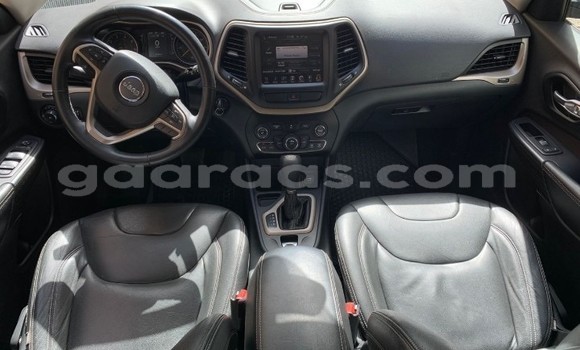 Dieundeu Occasion Jeep Cherokee Black Auto in Dakar in Dakar Dieundeu Occasion Jeep Cherokee Black Auto in Dakar in Dakar