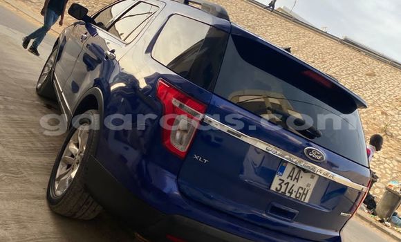 Buy Used Ford Explorer Blue Car in Dakar in Dakar Buy Used Ford Explorer Blue Car in Dakar in Dakar