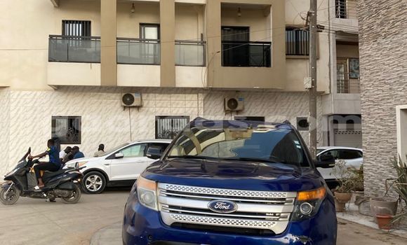 Buy Used Ford Explorer Blue Car in Dakar in Dakar Buy Used Ford Explorer Blue Car in Dakar in Dakar