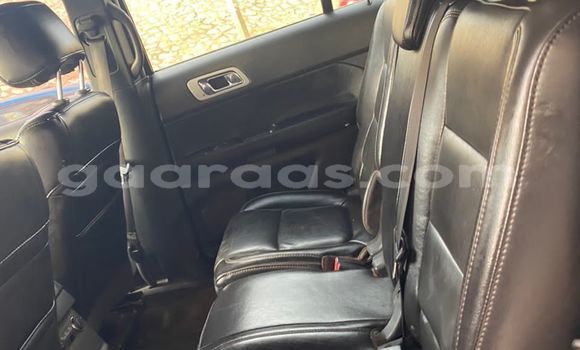 Buy Used Ford Explorer Blue Car in Dakar in Dakar Buy Used Ford Explorer Blue Car in Dakar in Dakar