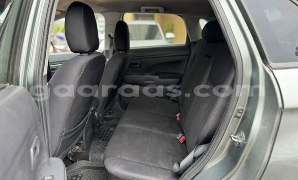 Buy Used Kia Sorento Black Car in Dakar in Dakar Buy Used Kia Sorento Black Car in Dakar in Dakar