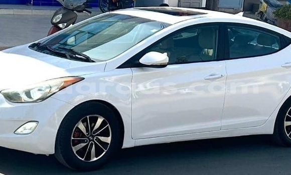 Acheter Occasion Voiture Hyundai Avante Blanc à Dakar, Dakar