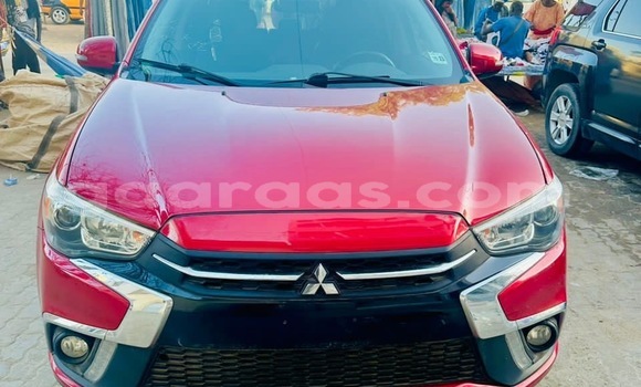 Buy Used Mitsubishi Outlander Red Car in Dakar in Dakar