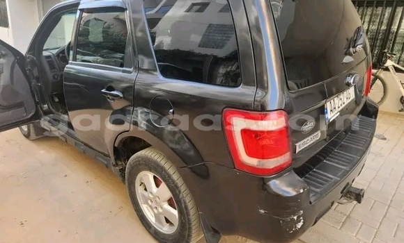 Acheter Occasion Voiture Ford Escape Noir à Dakar, Dakar Acheter Occasion Voiture Ford Escape Noir à Dakar, Dakar