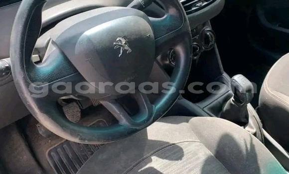 Acheter Occasion Voiture Peugeot 208 Blanc à Dakar, Dakar Acheter Occasion Voiture Peugeot 208 Blanc à Dakar, Dakar