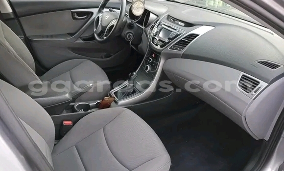 Acheter Occasion Voiture Hyundai Elantra Beige à Dakar, Dakar Acheter Occasion Voiture Hyundai Elantra Beige à Dakar, Dakar