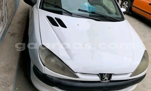 Buy Used Peugeot 206 White Car in Dakar in Dakar