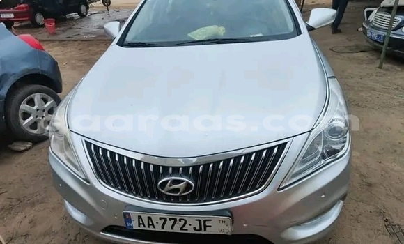 Acheter Occasion Voiture Hyundai Grandeur Blanc à Dakar, Dakar