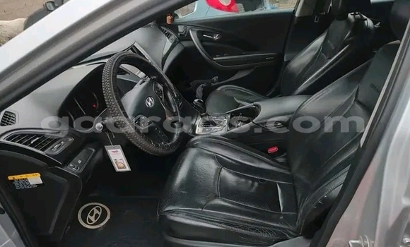 Acheter Occasion Voiture Hyundai Grandeur Blanc à Dakar, Dakar Acheter Occasion Voiture Hyundai Grandeur Blanc à Dakar, Dakar