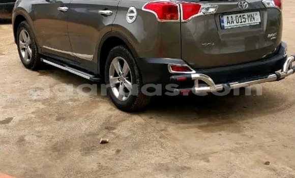 Dieundeu Occasion Toyota RAV4 Brown Auto in Dakar in Dakar