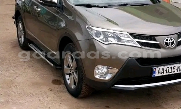 Acheter Occasion Voiture Toyota RAV4 Marron à Dakar, Dakar Acheter Occasion Voiture Toyota RAV4 Marron à Dakar, Dakar