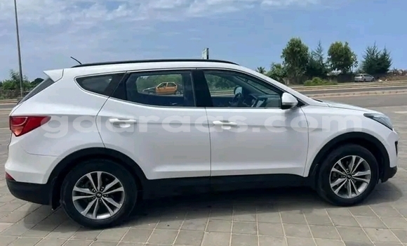 Acheter Occasion Voiture Hyundai Santa Fe Blanc à Dakar, Dakar Acheter Occasion Voiture Hyundai Santa Fe Blanc à Dakar, Dakar