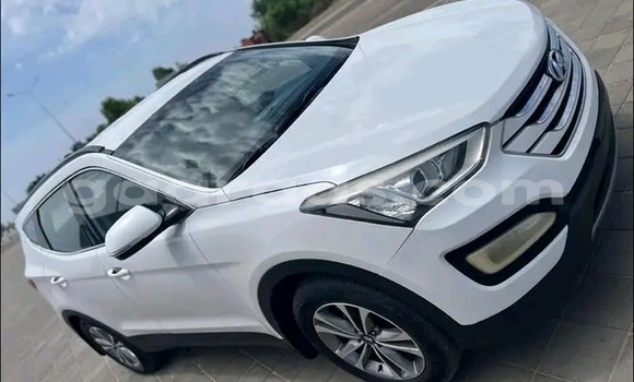 Acheter Occasion Voiture Hyundai Santa Fe Blanc à Dakar, Dakar Acheter Occasion Voiture Hyundai Santa Fe Blanc à Dakar, Dakar