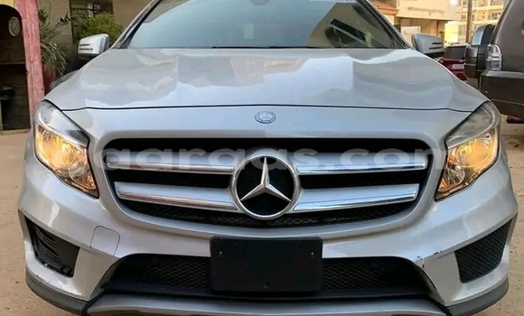 Acheter Occasion Voiture Mercedes-Benz GLC 250D Beige à Dakar, Dakar Acheter Occasion Voiture Mercedes-Benz GLC 250D Beige à Dakar, Dakar