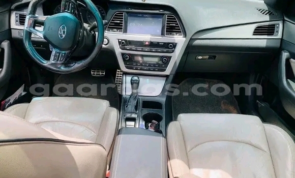 Buy Used Hyundai Sonata Silver Car in Dakar in Dakar
