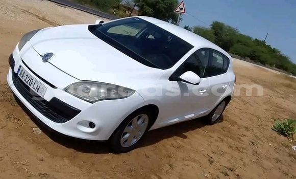 Acheter Occasion Voiture Mega Club Blanc à Dakar, Dakar Acheter Occasion Voiture Mega Club Blanc à Dakar, Dakar