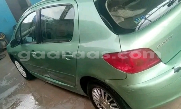 Acheter Occasion Voiture Peugeot 307 Vert à Dakar, Dakar Acheter Occasion Voiture Peugeot 307 Vert à Dakar, Dakar