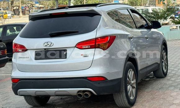 Dieundeu Imported Hyundai Santa Fe Silver Auto in Dakar in Dakar Dieundeu Imported Hyundai Santa Fe Silver Auto in Dakar in Dakar