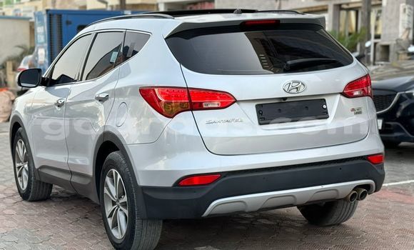 Dieundeu Imported Hyundai Santa Fe Silver Auto in Dakar in Dakar Dieundeu Imported Hyundai Santa Fe Silver Auto in Dakar in Dakar