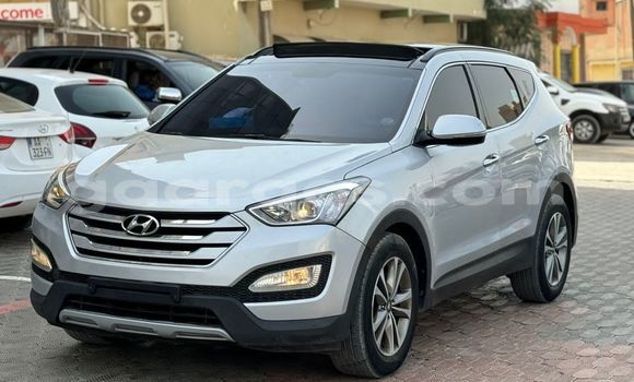 Dieundeu Imported Hyundai Santa Fe Silver Auto in Dakar in Dakar Dieundeu Imported Hyundai Santa Fe Silver Auto in Dakar in Dakar