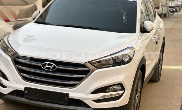 Acheter Occasion Voiture Hyundai Tucson Blanc à Dakar, Dakar Acheter Occasion Voiture Hyundai Tucson Blanc à Dakar, Dakar